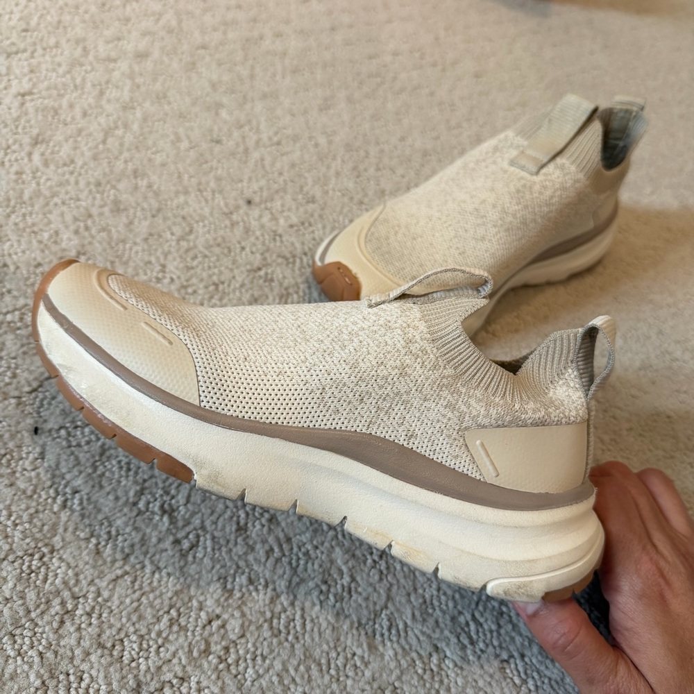 Zara Slip on Beige Boy Sneakers Sz 2.5 / 34 Eur - Picture 2 of 3